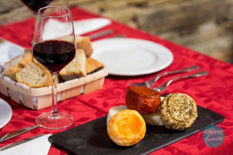 roteiros_da_guarda-recomendamos-onde-comer-turismo-douro-superior-vila-nova-de-foz-coa-restaurante-quinita