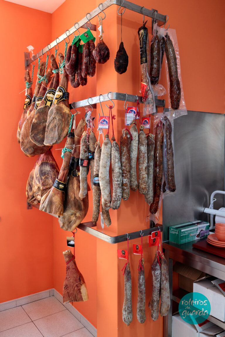 roteiros_da_guarda-beira-guarda-recomendamos-onde-comprar-mestre-du-queijo-produtos-regionais